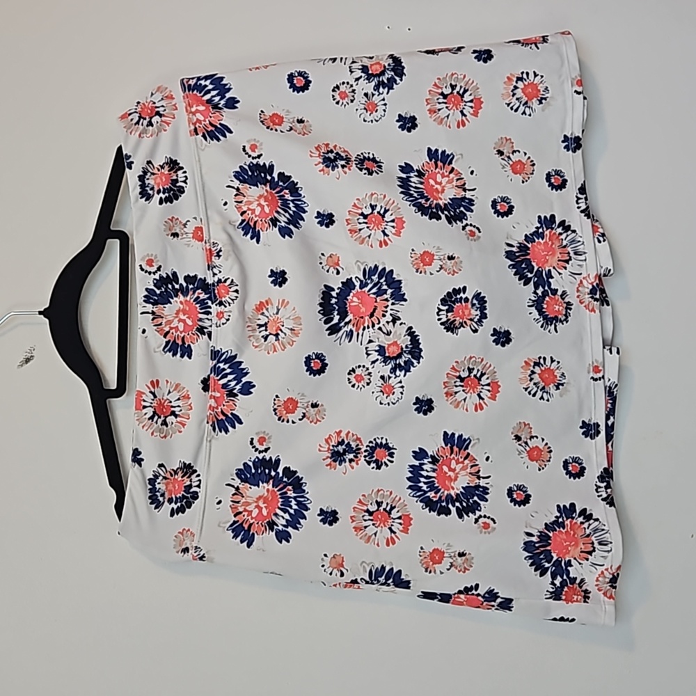 Coral Bay Gold skort, white with coral and blue flowers, medium